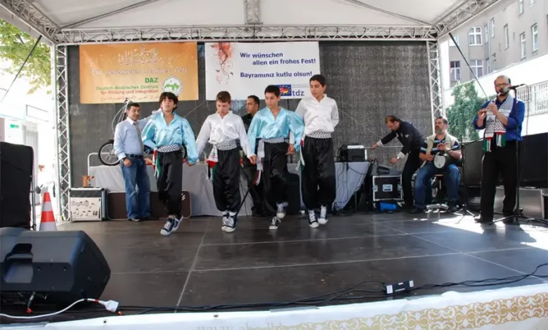 أقام المركز العربي الألماني للاندماج والتعليم والجالية التركية داتس احتفالا بمناسبة عيد الفطر