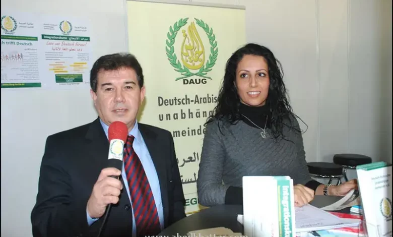 الإعلامية العربية مها المغربي على غلاف مجلة المدينة في برلين