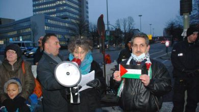 وقفة احتجاج امام المقر لحزب الـ SPD في برلين
