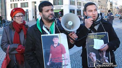 مؤسسات وجمعيات فلسطينية تنظم وقفات إحتجاجية دعما ً للأسرى الفلسطينيين في سجون الإحتلال