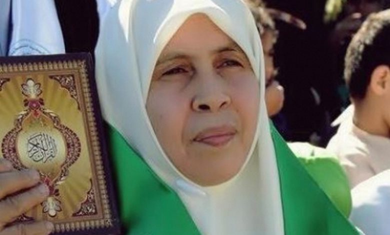 هنية || أم نضال فرحات من السباقات في الدعوة والجهاد والصبر وفي التضحية والعطاء