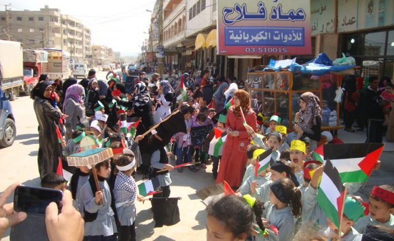 نهر البارد || طفل فلسطيني يهتف انا بدي أرجع على ديارنا