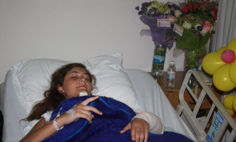 اصابة الاعبة الفلسطينية سارة كعوش لاعبة نادي صفد لفتيات الكرة القدم‎
