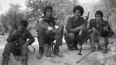 مصور صحفي عاد الى بيروت ليروي قصصه اثناء لحرب لبنان في عام 1982