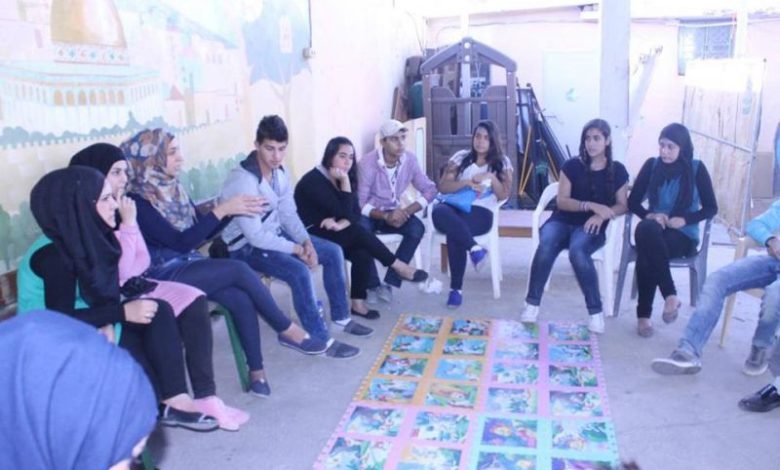 استكمال اللقاءات مع الشباب في مخيم البداوي