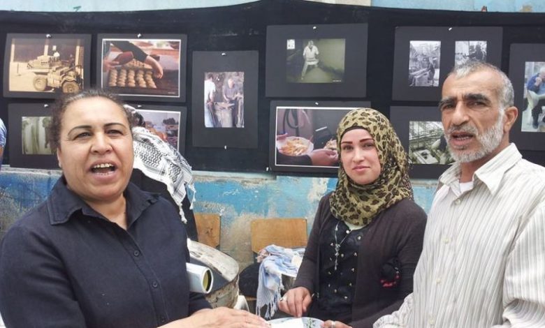 منظمة الشبيبة تشارك بمعرض النادي الثقافي الفلسطيني في شارع غسان كنفاني – مخيم البداوي