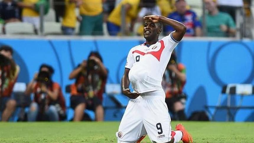 كوستاريكا تقلب الطاولة على أوروغواي وتفوز 3-1 في المجموعة الرابعة