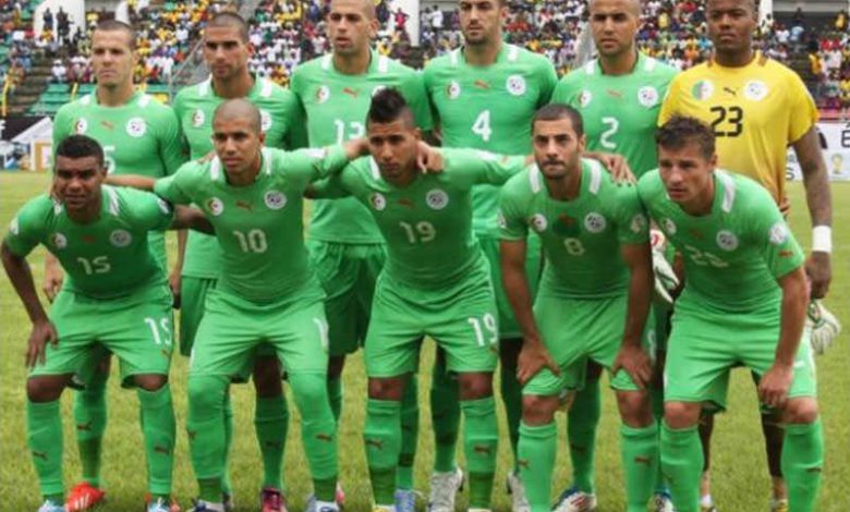 ثعالب الصحراء أو منتخب محاربو الصحراء أو الخضر