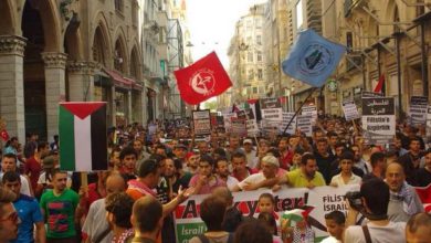 مظاهرة حاشدة في اسطنبول تنديداً بالعدوان الصهيوني علي غزة