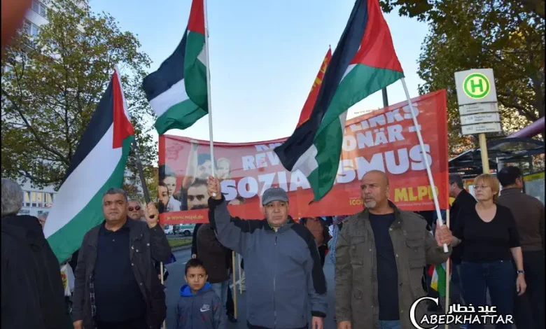 لجان فلسطين الديمقراطية تشارك في مظاهرة تضامنا مع كوباني