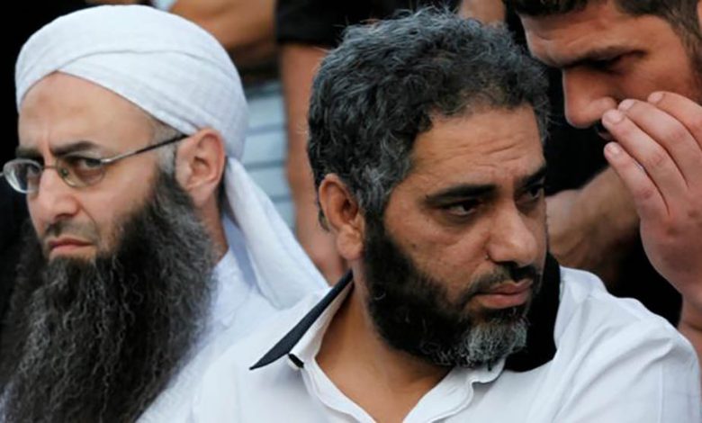 خروج المولوي وتسوية شاكر.. عين الحلوة يتصالح مع الدولة