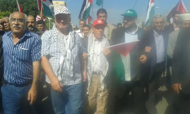 فيصل في المسيرة الجماهيرية دعما للانتفاضة والقدس