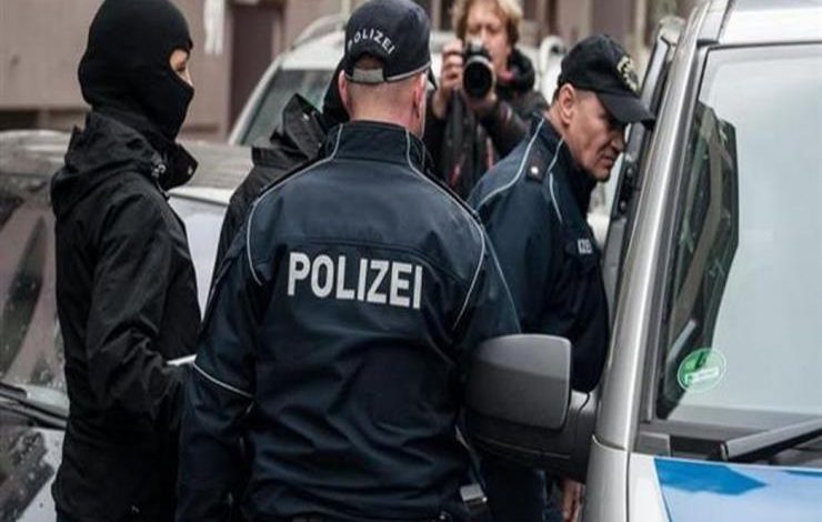 100 بلاغ بشأن دواعش بين اللاجئين في ألمانيا