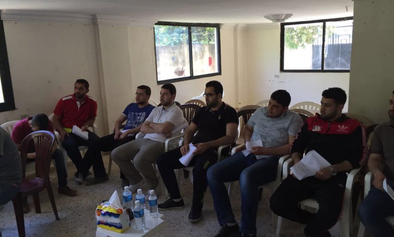 اجتماع لخريجون الفلسطينيون في مخيم نهر البارد