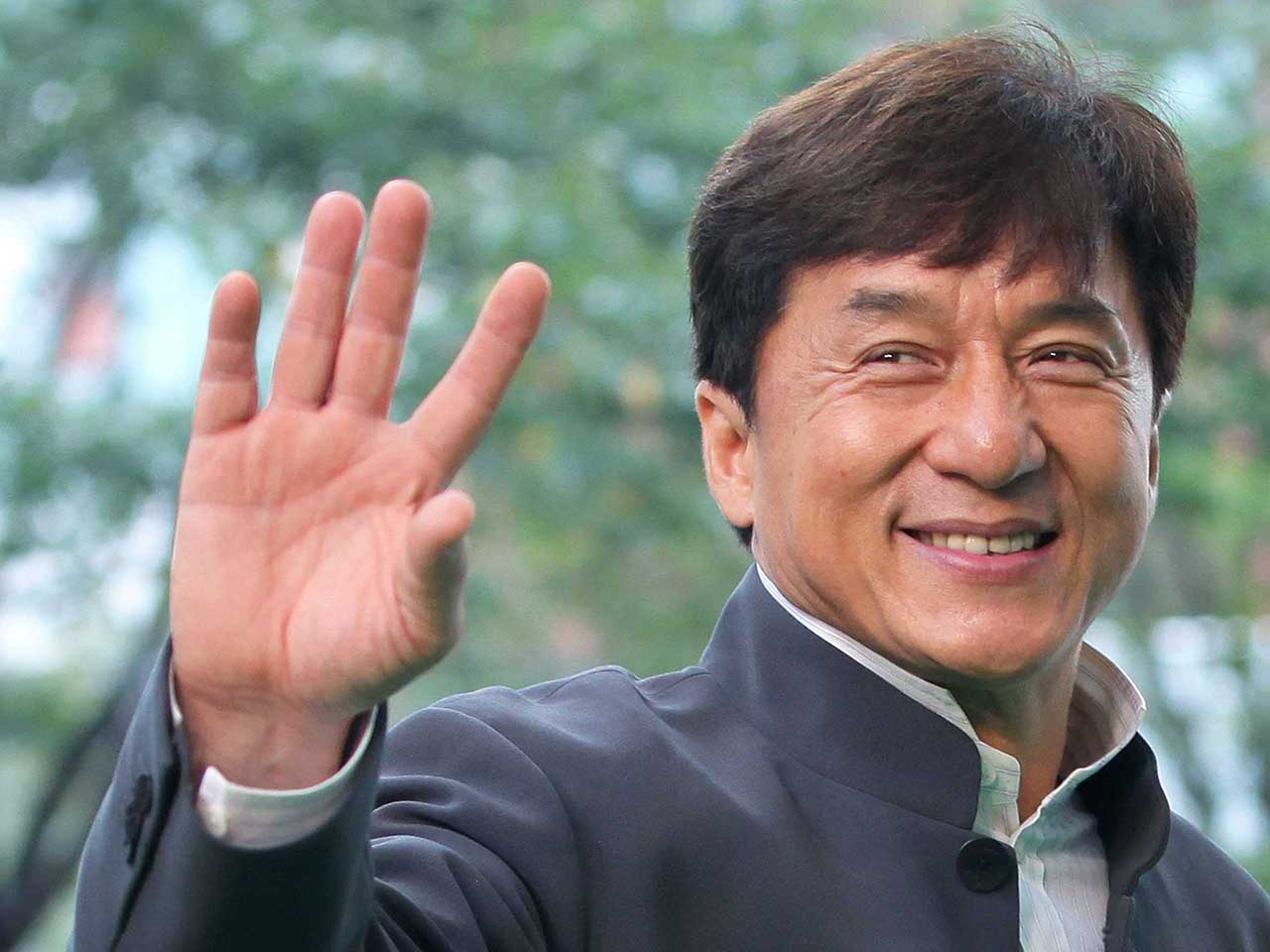 أخيرا.. جاكي شان يفوز بالأوسكار