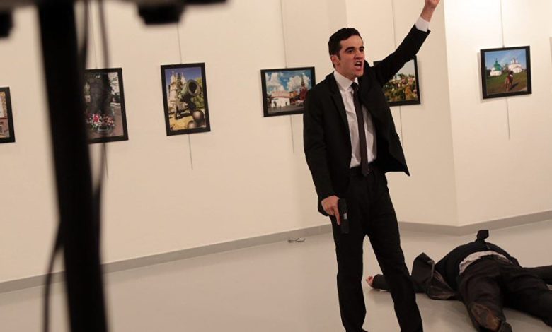 مقتل السفير الروسي بهجوم مسلح في أنقرة