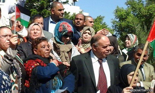 جبهة النضال تشارك المرأة احتفالاتها بالثامن من اذار