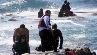 إنقاذ مئات المهاجرين بعد غرق 19 قاربًا قبالة السواحل الليبية