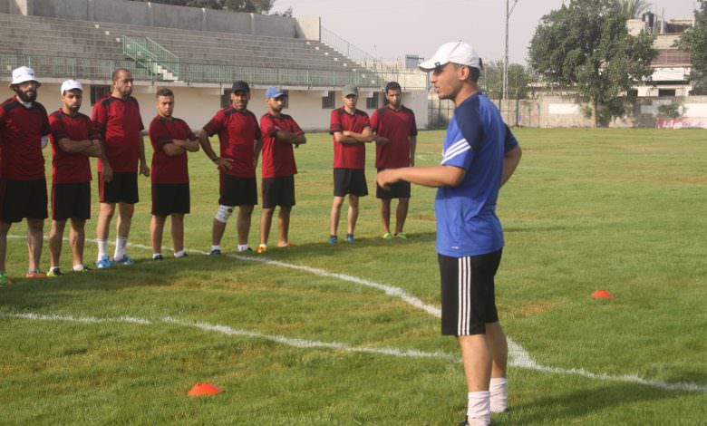 رئيس نادي اتحاد خانيونس واللجنة الشعبية للاجئين في ضيافة دورة الراحل عبد الهادي لتدريب كرة القدم