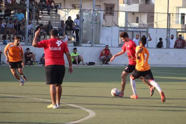فوز نادي الضفة على نادي اليرموك بنتيجة 2 _ 1 على ارض ملعب فلسطين في مخيم البداوي