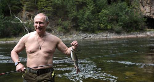 بالفيديو.. هكذا قضى بوتين عطلته