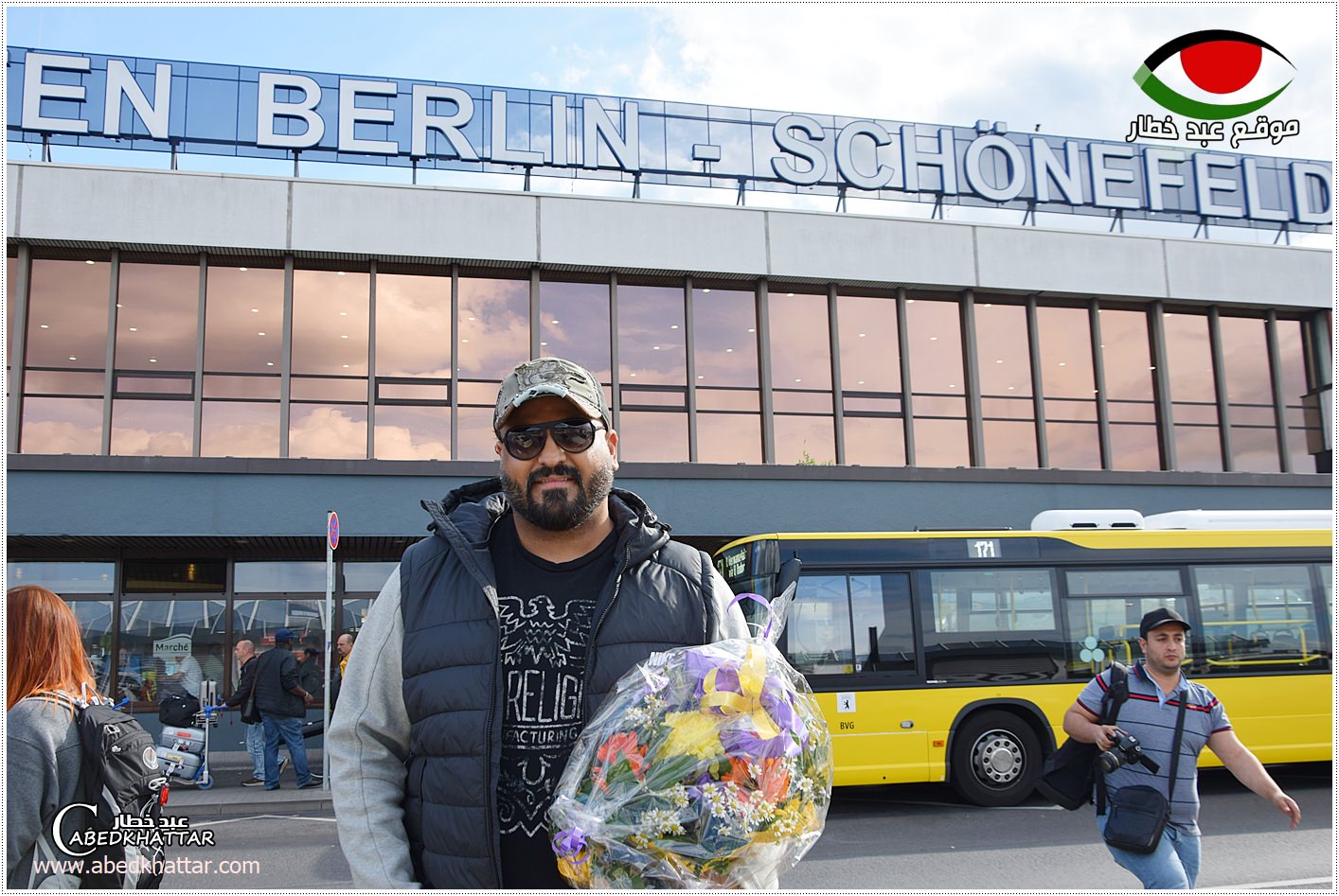 وصول الفنان العراقي حسام الرسام الى مطار برلين ليحيي حفلاً فنياً