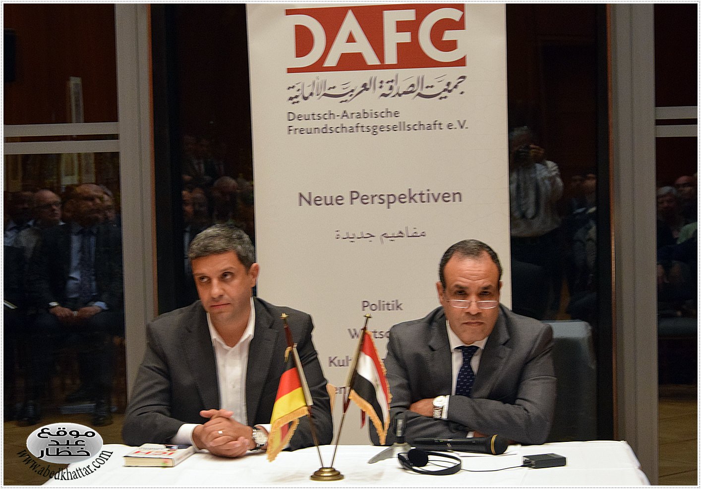 بدعوة من جمعية الصداقة العربية الألمانية السيد رائد صالح زعيم حزب SPD في برلين يقدم كتابه الجديد | قواعد البيت