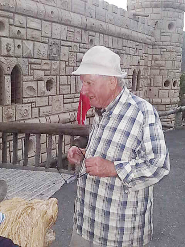 وفاة المبدع اللبناني موسى المعماري... باني قلعة موسى الشهيرة في لبنان