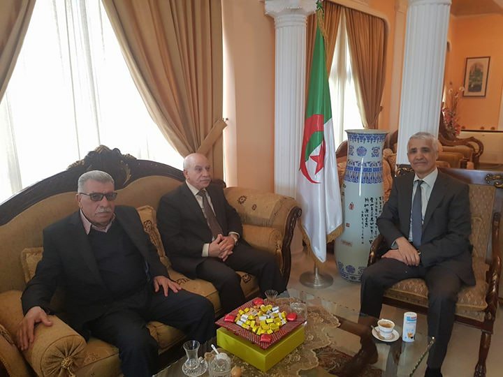 الديمقراطية بعد لقاء السفيرين الجزائري والايراني في بيروت وعرض التطورات العامة