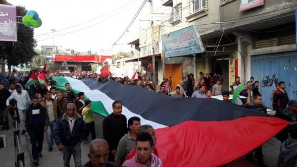 استمراراً للتحركات الجماهيرية || الآلاف في شمال غزة ينتفضون ضد الحصار والانقسام والأوضاع المعيشية