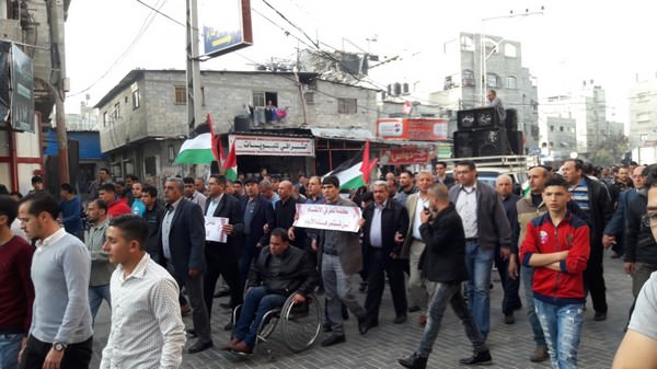 استمراراً للتحركات الجماهيرية || الآلاف في شمال غزة ينتفضون ضد الحصار والانقسام والأوضاع المعيشية