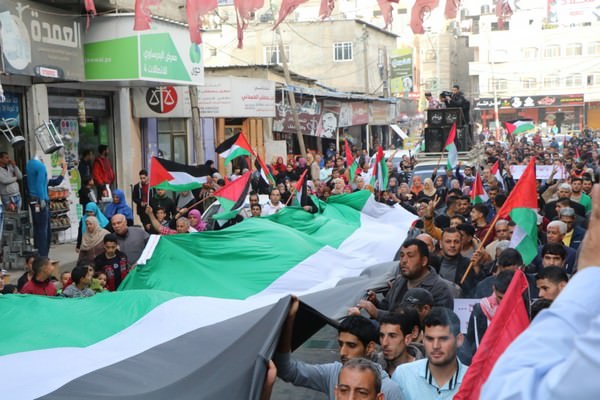 استمراراً للتحركات الجماهيرية || الآلاف في شمال غزة ينتفضون ضد الحصار والانقسام والأوضاع المعيشية