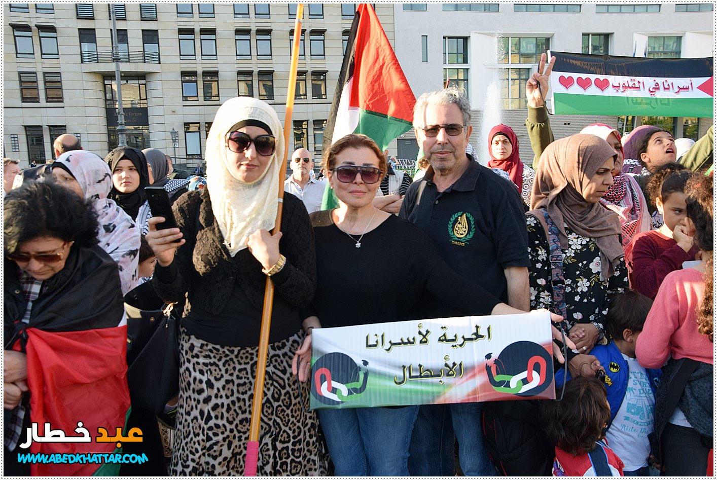 اللجنة الوطنية الفلسطينية تنظم وقفة جماهيرية أمام بوابة براندنبورغ التاريخية .استنكارا للعدوان المتواصل على شعبنا في فلسطين