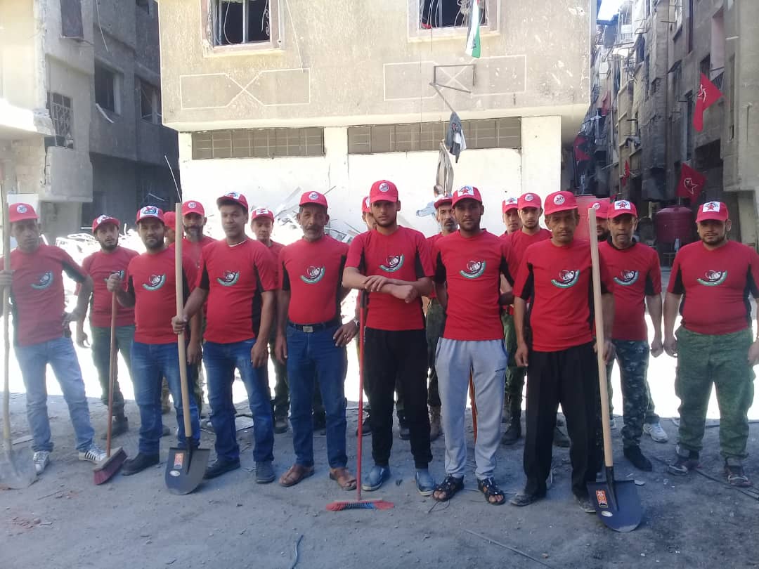 مخيم اليرموك حملة تنظيف لفريق اتحاد الشباب الديمقراطي الفلسطيني