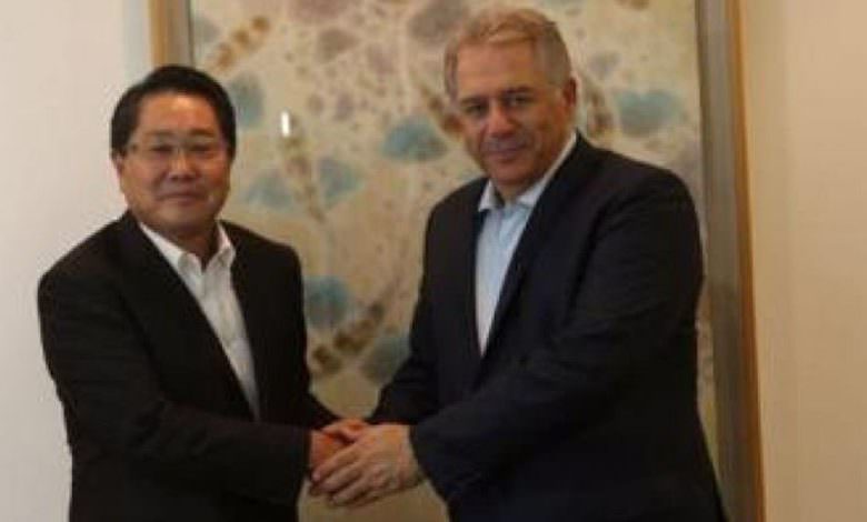 دبور يبحث مع السفير الياباني تأمين دعمَ إضافي للاجئين الفلسطينيين