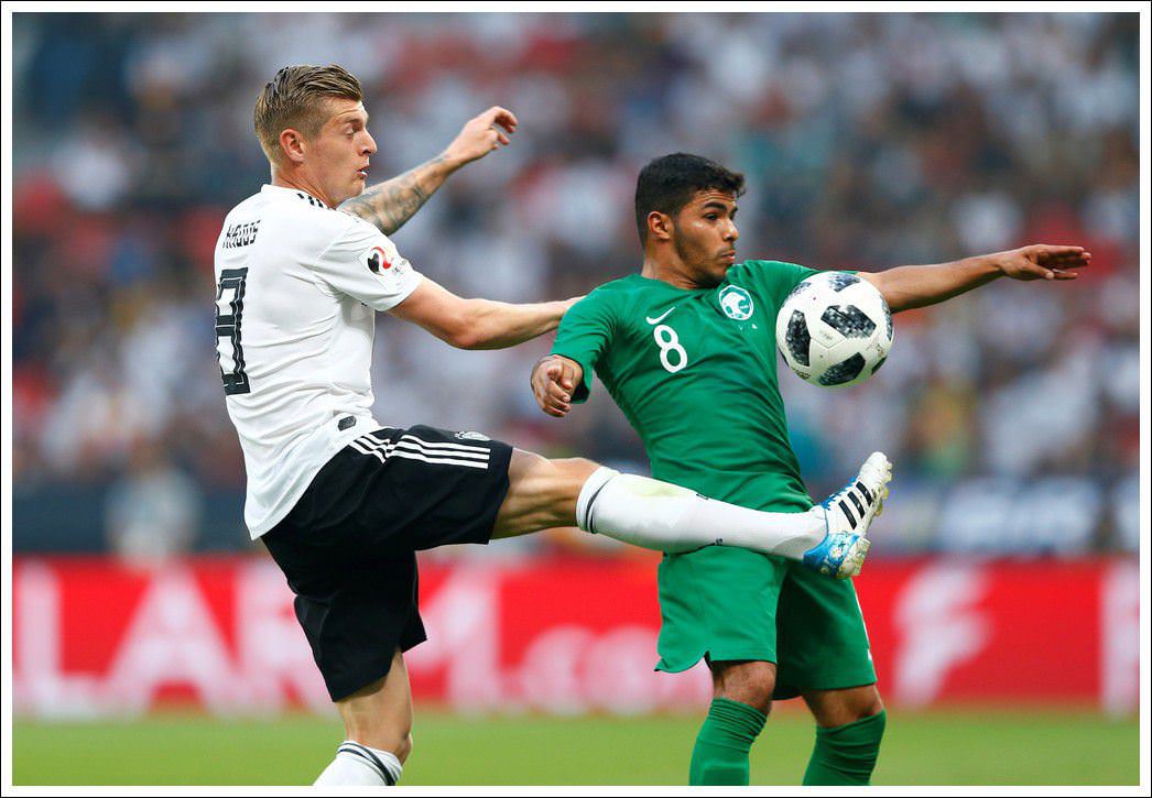 تيسير والشهراني محتفلان بهدف الأخضر في الشباك الألمانية