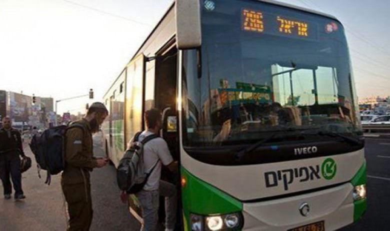 مستوطنون يطالبون بمنع سائقين فلسطينيين من نقل الطلبة اليهود