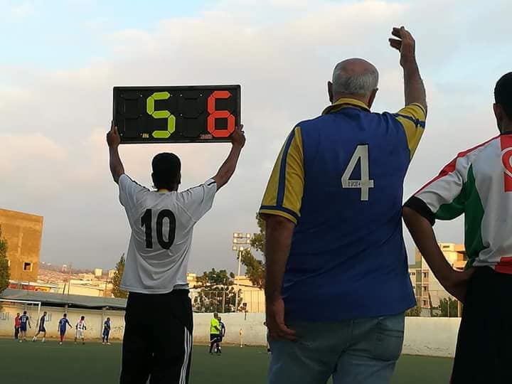 فوز نادي فلسطين على نادي شهداء جنين في مخيم البداوي