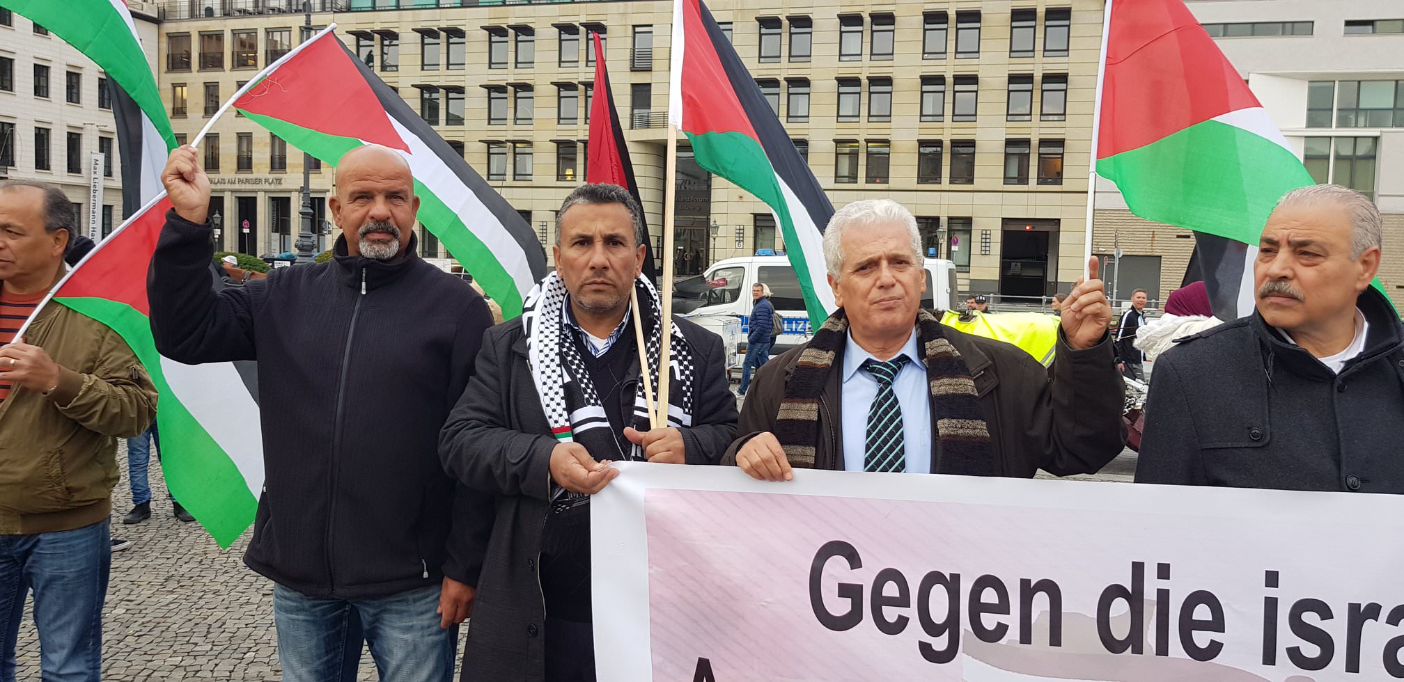 وقفة احتجاجية في برلين تضامنا مع قرية الخان الأحمر ومسيرات العودة الكبرى