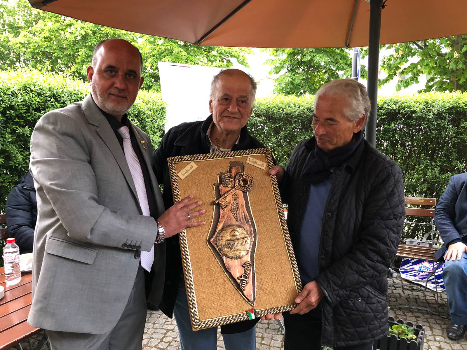 أمسية شعرية للشاعر الفلسطيني الكبير غسان إبراهيم في برلين