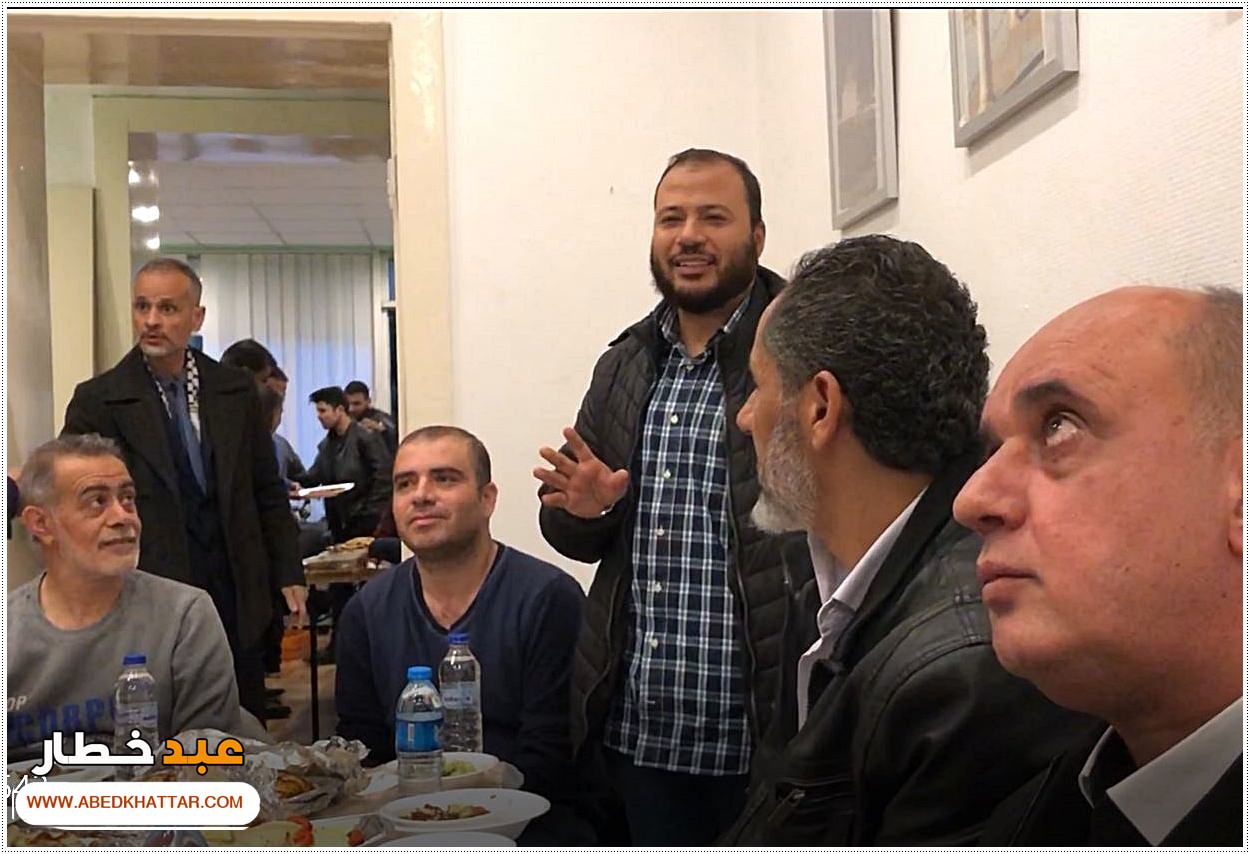 على هامش الإفطار الجماعي الّذي أقامه التجمع الفلسطيني في ألمانيا في مقرّه في برلين