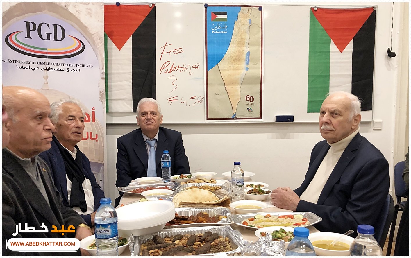 على هامش الإفطار الجماعي الّذي أقامه التجمع الفلسطيني في ألمانيا في مقرّه في برلين