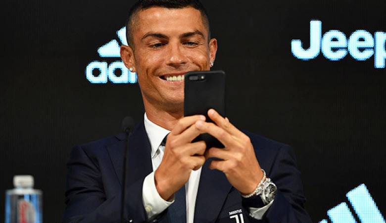 حقيقة تبرع رونالدو بمليون ونصف لصالح الصائمين في فلسطين