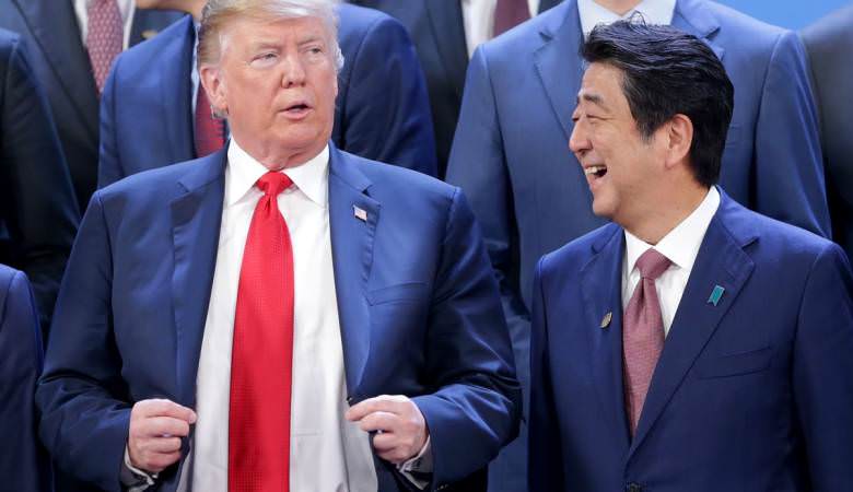 ترامب يطلب من اليابان شراء الأسلحة الامريكية