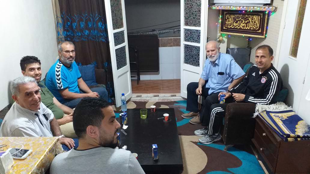 زيارة نادي شبيبة فلسطين للاخ سامر سلمون للاطمئنان على صحته بعد خروجه من المستشفى معافى