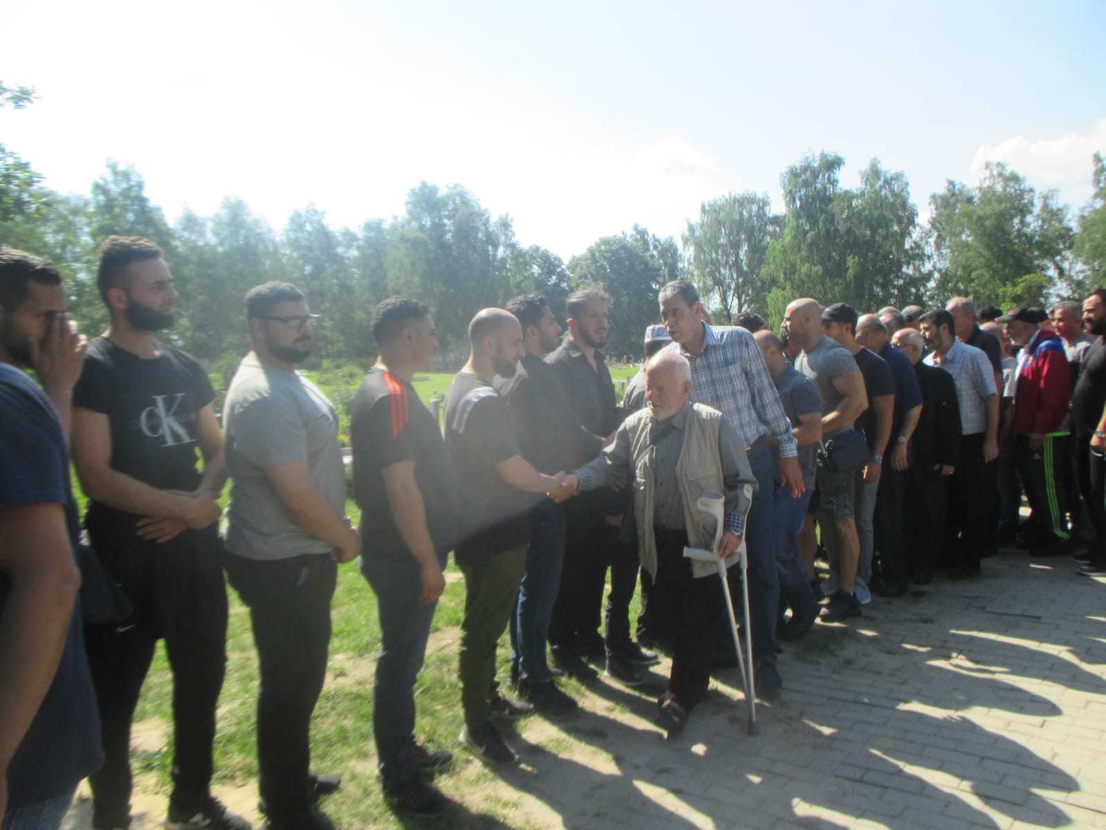 تشييع جنازة المرحومة سميرة فيومي ام فادي سعد بمقبرة الشبنداو في برلين