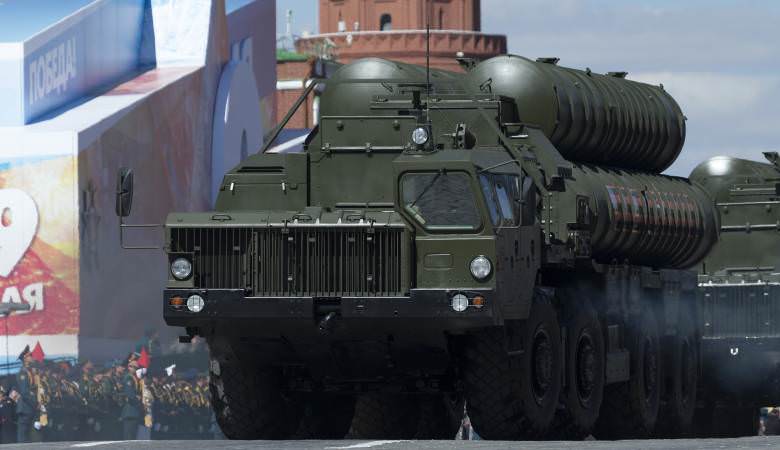 روسيا تعلن موعد تسليم منظومة الصواريخ اس -400 الى تركيا
