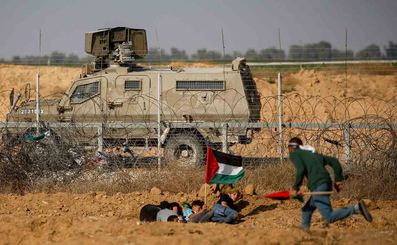 من مواجهات الجمعة على حدود غزة