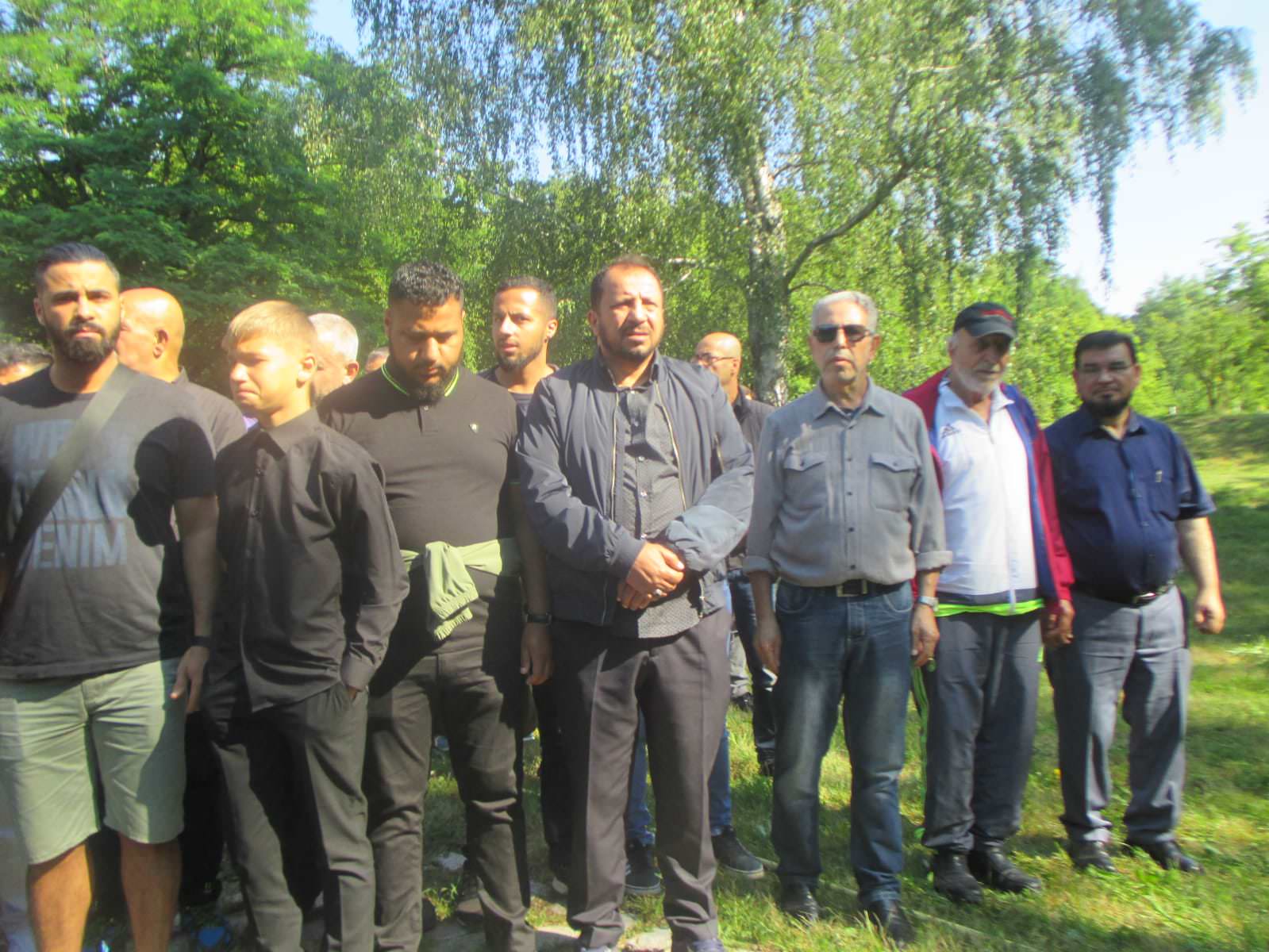 تشييع جنازة المرحومة سميرة فيومي ام فادي سعد بمقبرة الشبنداو في برلين