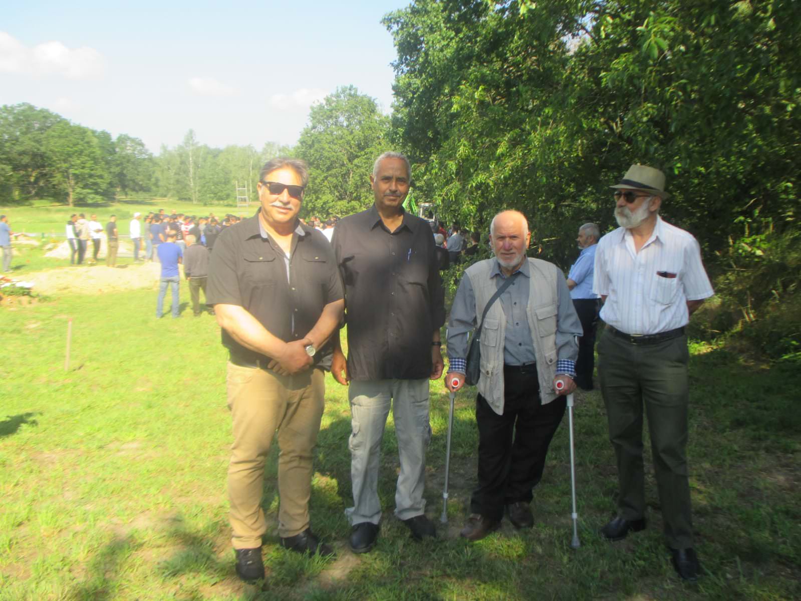 تشييع جنازة المرحومة سميرة فيومي ام فادي سعد بمقبرة الشبنداو في برلين